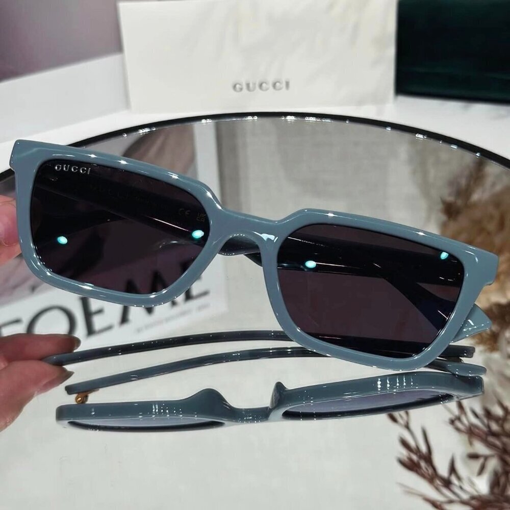 NWT Gucci GG1539S-003 Light Blue Square 55mm Sunglasses - Picture 3 of 6